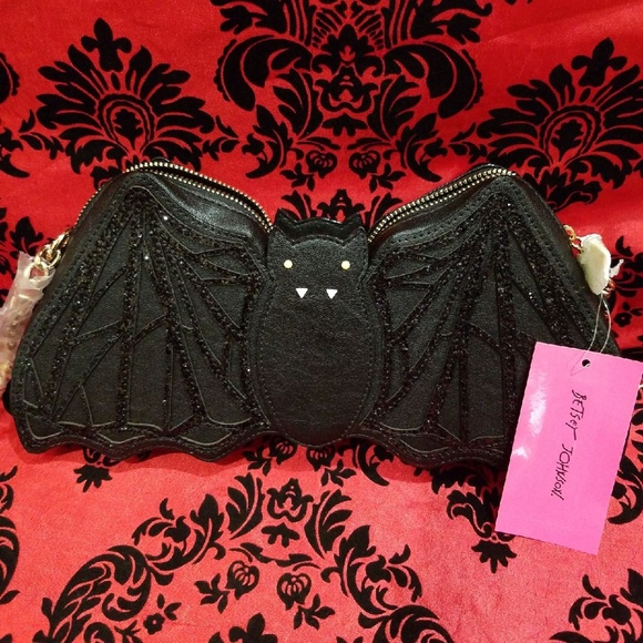 🚫SOLD🚫 betsey johnson bat purse bag crossbody - Picture 5 of 6